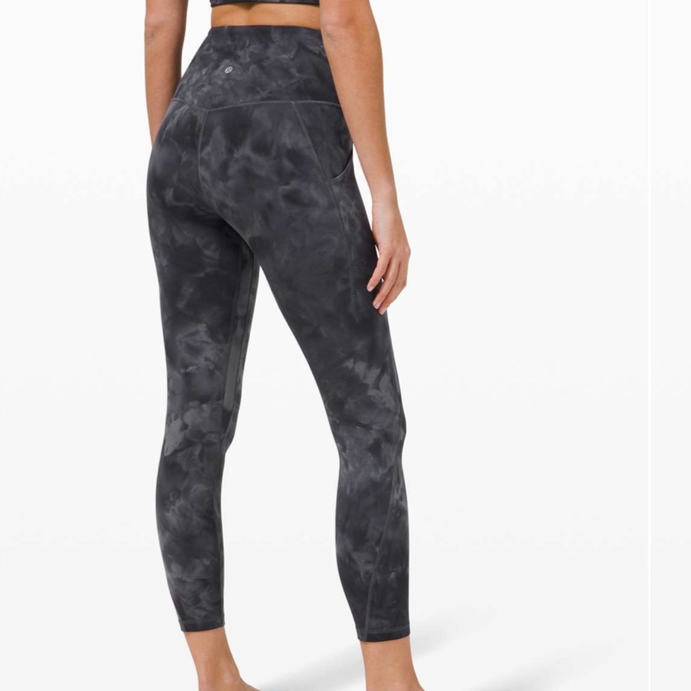 Lululemon Align High Rise HR Pant with Pockets 25"
Diamond Dye Size 6 Sz 6